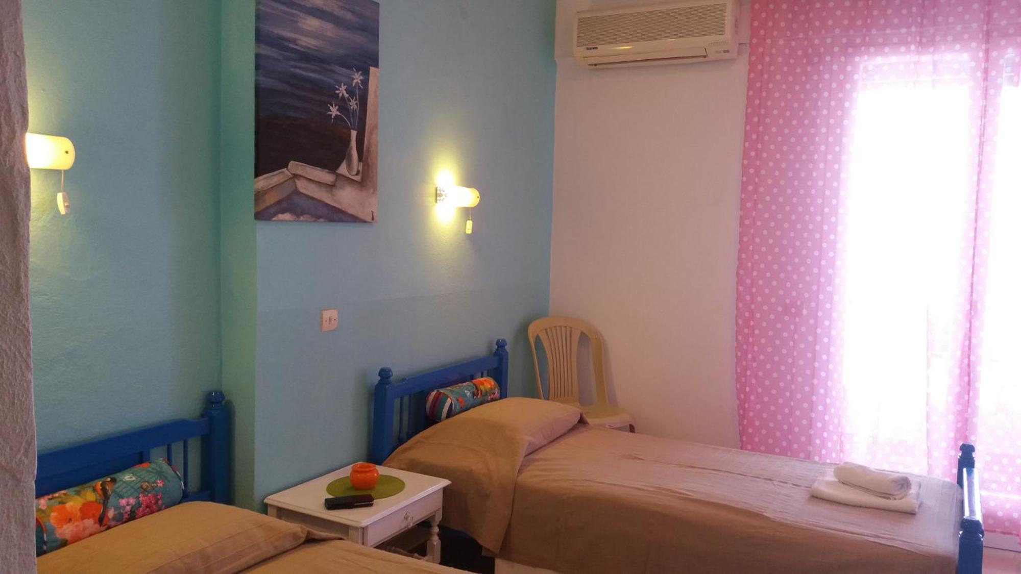 Sol E Mar Sea Side View Guesthouse Perama  Bagian luar foto